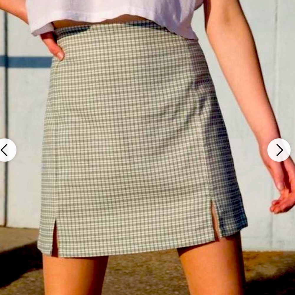 John galt brandy Melville plaid mini skirt best for size 24-26